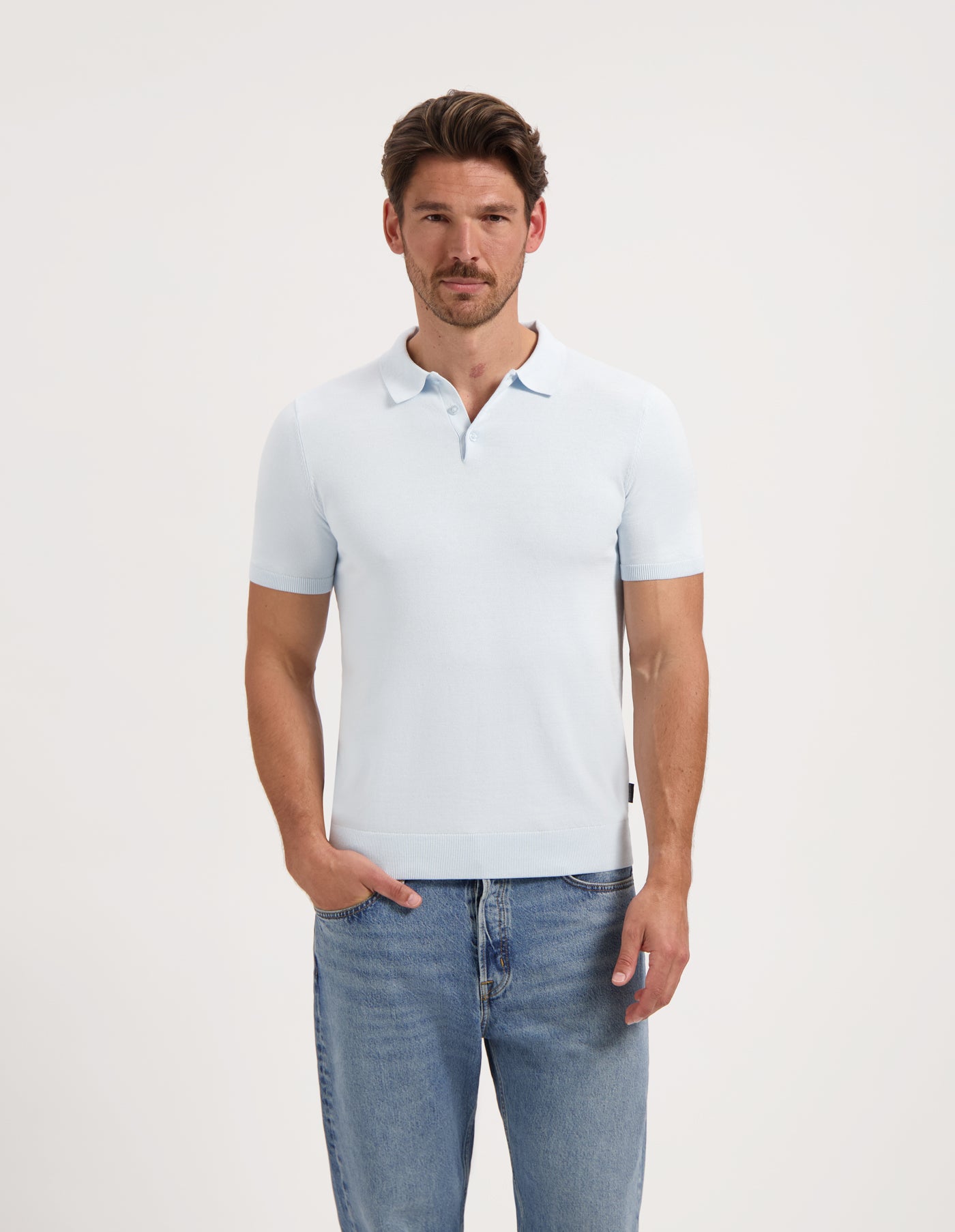 70042 MISTY BLUE