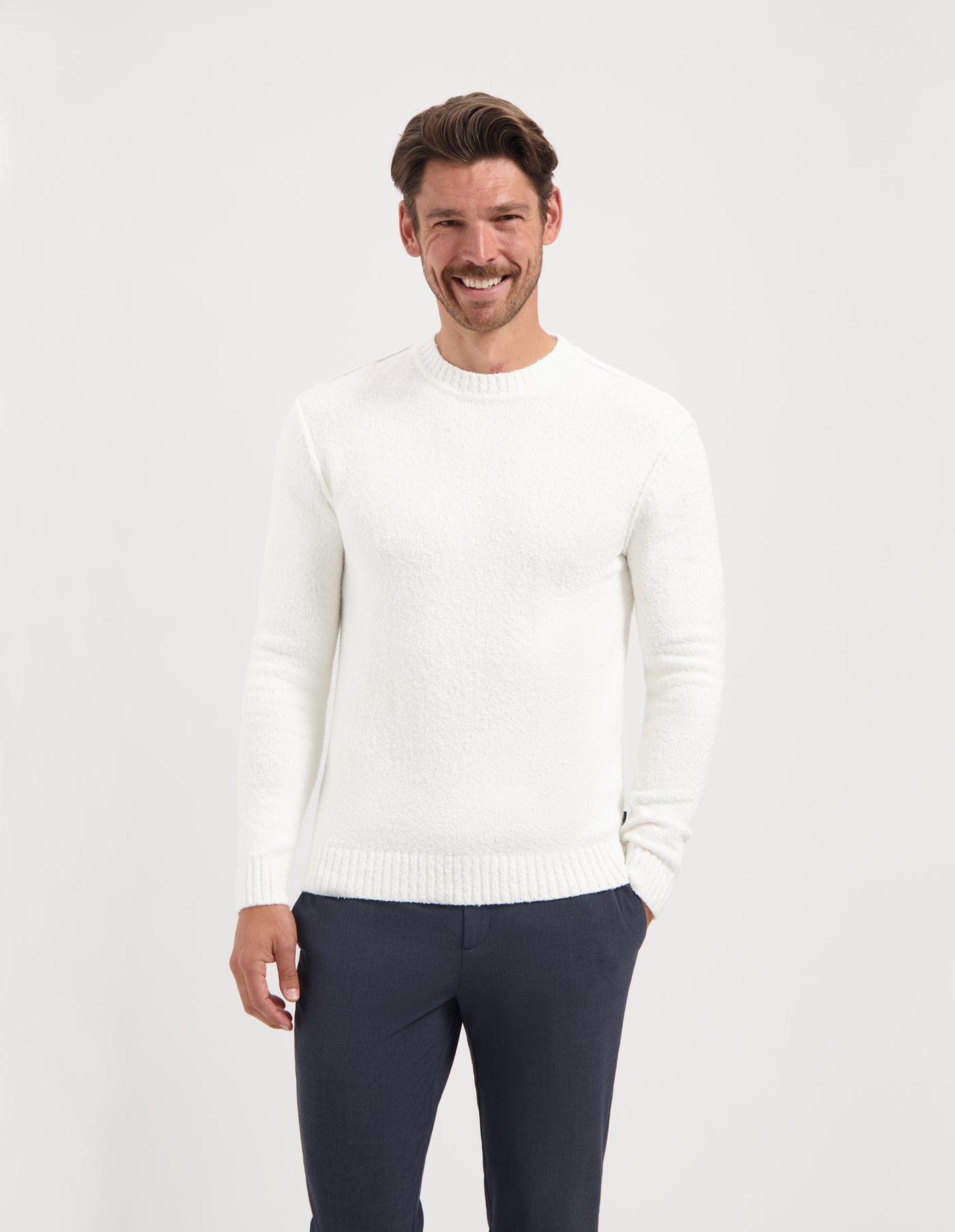 10000 WHITE